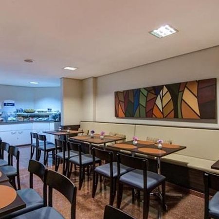 Holiday Inn Express Avenida Sumare Sao Paulo Bagian luar foto