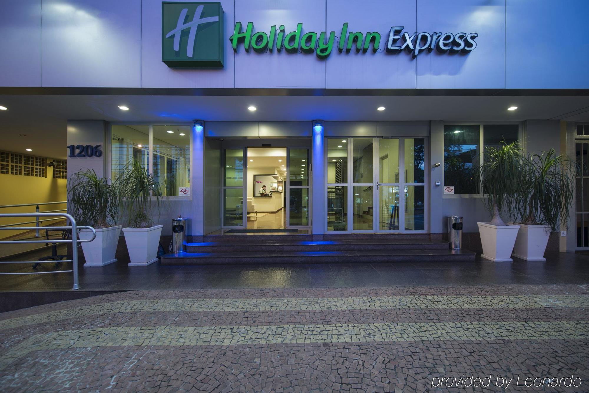 Holiday Inn Express Avenida Sumare Sao Paulo Bagian luar foto
