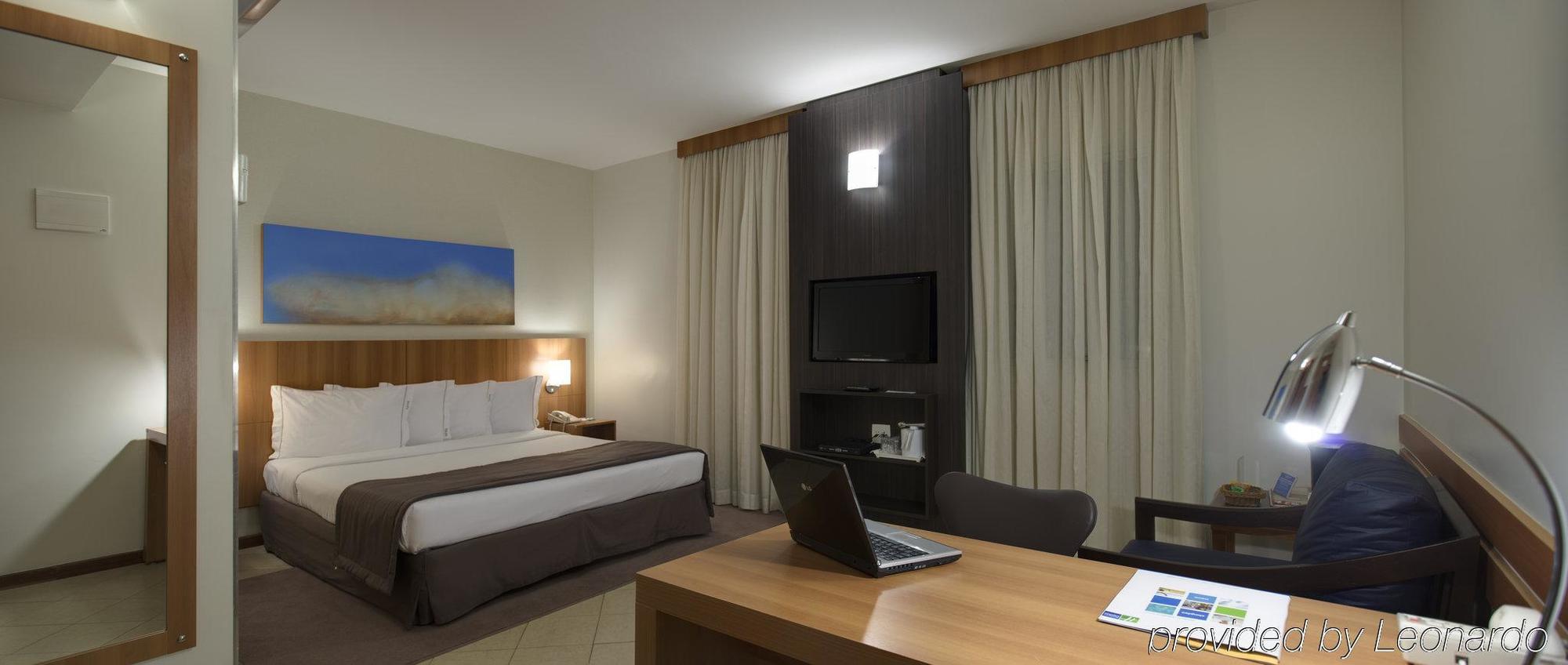 Holiday Inn Express Avenida Sumare Sao Paulo Bagian luar foto