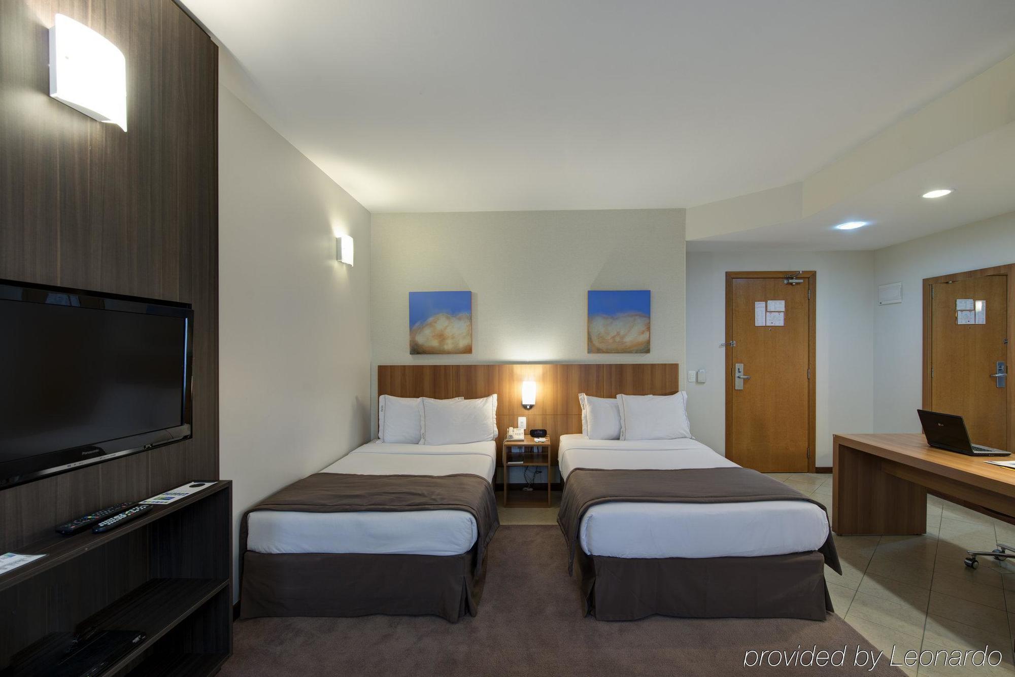 Holiday Inn Express Avenida Sumare Sao Paulo Bagian luar foto