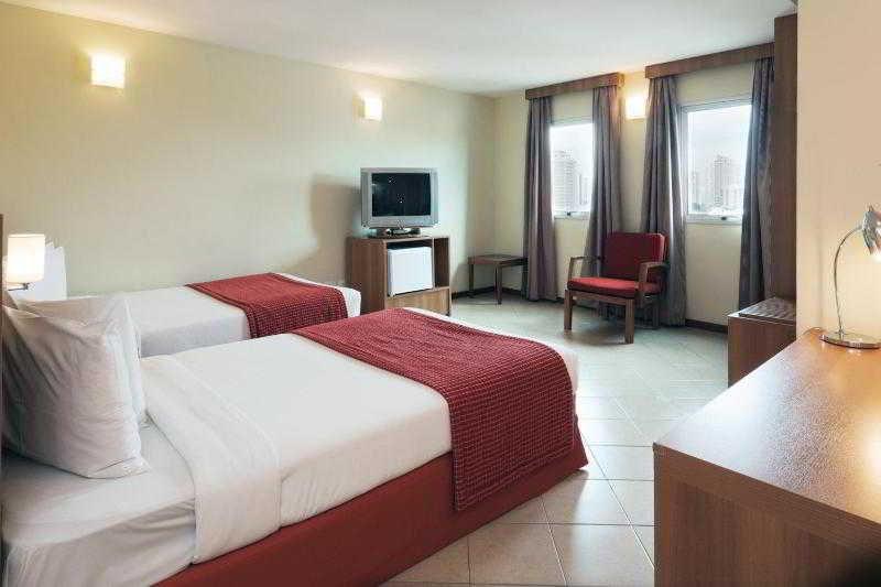 Holiday Inn Express Avenida Sumare Sao Paulo Ruang foto
