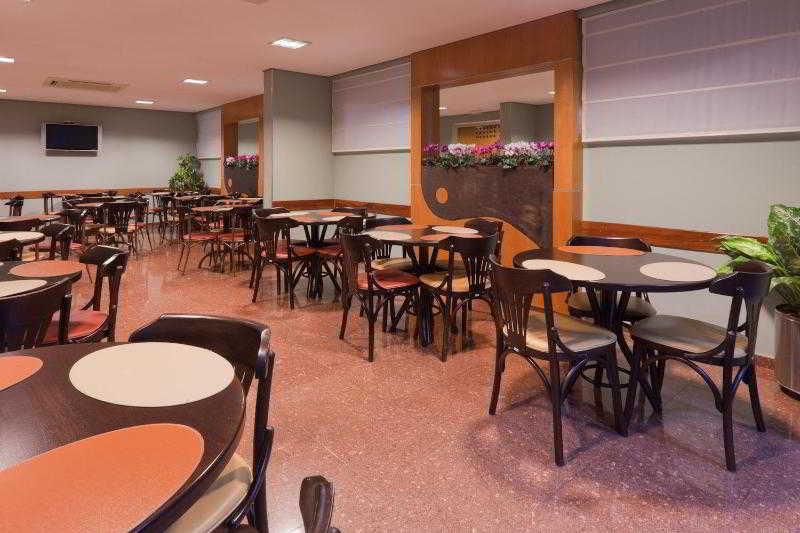 Holiday Inn Express Avenida Sumare Sao Paulo Restoran foto