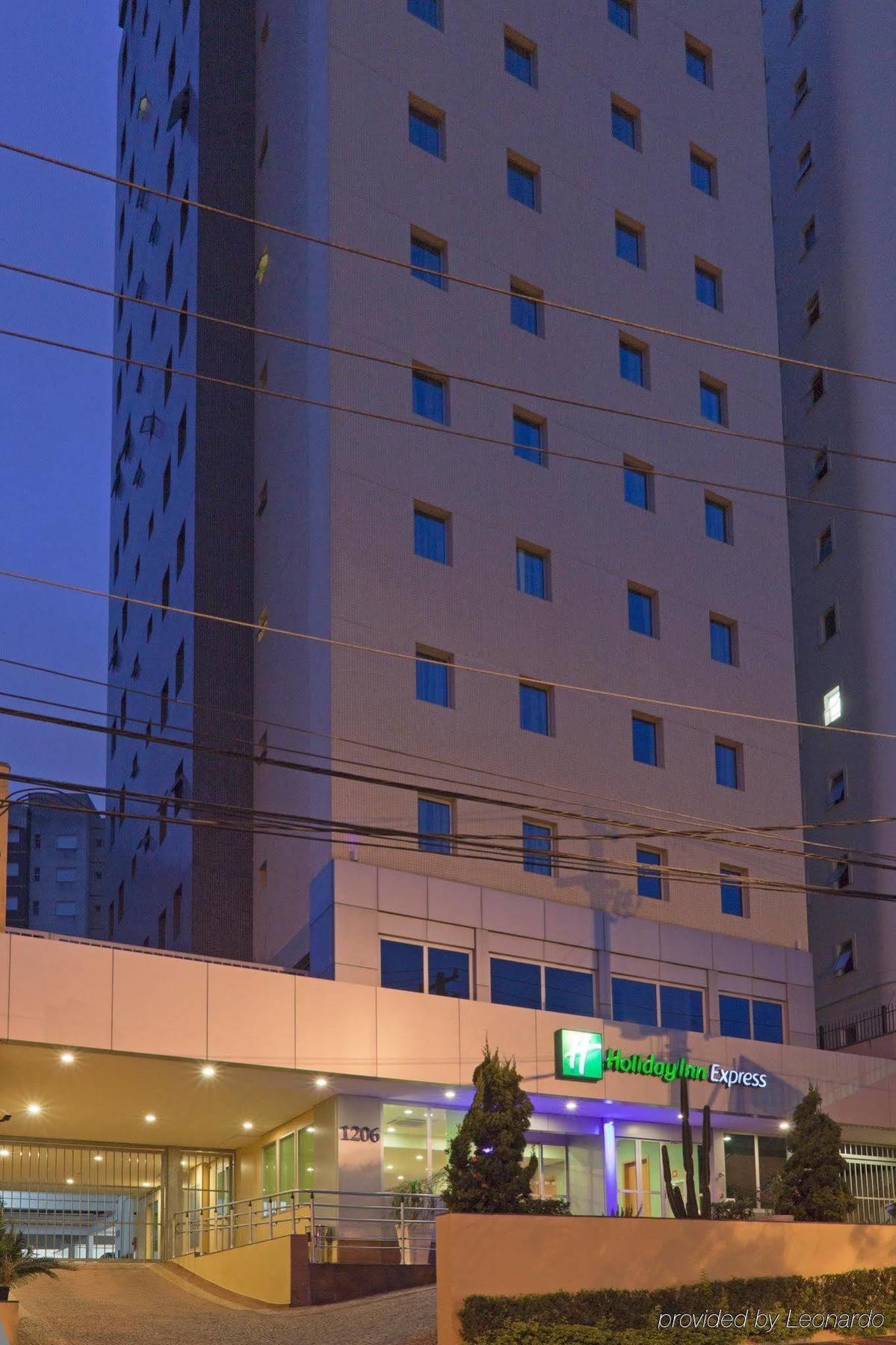 Holiday Inn Express Avenida Sumare Sao Paulo Bagian luar foto